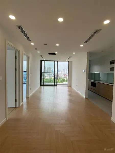 Tôi cần bán gấp căn 165m 4pn duy nhất tòa ,giá 22 tỷ. 0977 632 ***