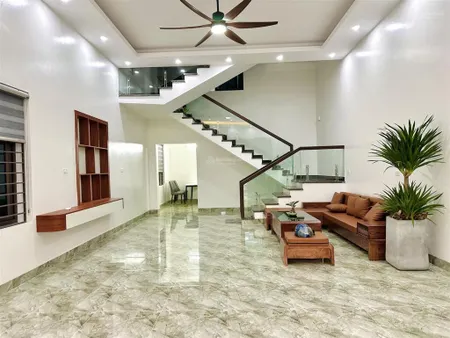 Nhà 3 tầng trung tâm phường hoàng văn thụ ngay siêu thị lanchi, gần công an tỉnh