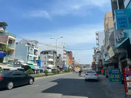 Ngộp bank, hạ giá góc 2 mặt tiền võ văn kiệt, q8. dt 33 x 33m, nở hậu (1400m2), cao tầng, 155 tỷ