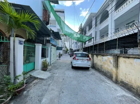 Siêu phẩm giá rẻ! lô đất sát biển bắc sơn nha trang, xây 8 tầng, giá 45tr/m2 0919 788 ***
