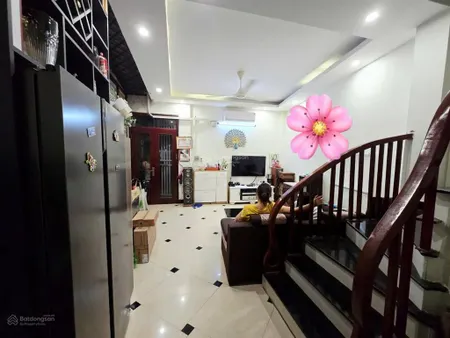 Bán nhà đường xa la, phúc la, hà đông, sát kđt hưởng chọn mọi tiện ích, nhà 3 thoáng, 35m2x5t,6.8tỷ
