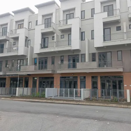 Chính chủ cần bán gấp shophau centademol 5,95 tỷ