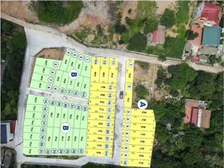 Kính mới ace nhà đầu tư tài chính hơn 1 tỷ xx. sinh lời cao. ô tô 16 chỗ vào tận đất