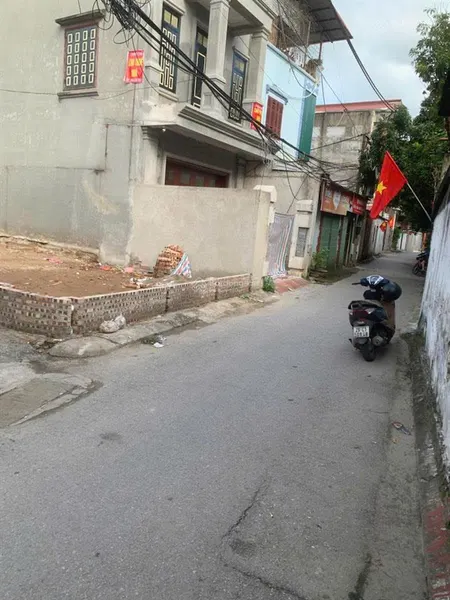 Đất lô góc ngõ thông ô tô vào tận đất giá đầu tư đường giang biên long biên