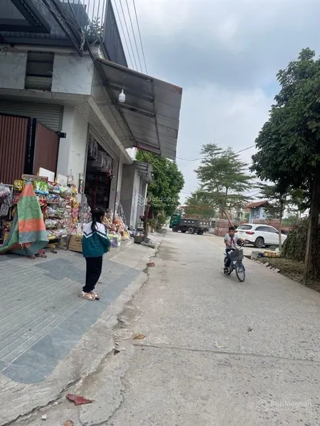 Bán đất việt hưng văn lâm cách khu đấu giá 200m đường xe tải gần ga lương tài đang khởi công