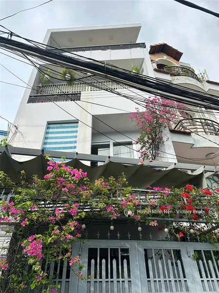 Nhà đẹp đón tết 4 tầng hxh gò cẩm đệm thông lạc long quân (4.5 x 14m) giá chỉ 9.5 tỷ tl