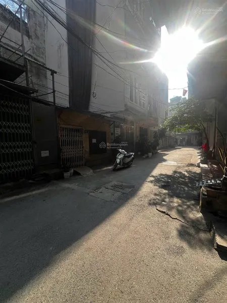 Bán đất võng thị tây hồ dt 103m2 lô góc 2 thoáng ô tô đỗ cửa cách hồ tây 150m 37 tỷ