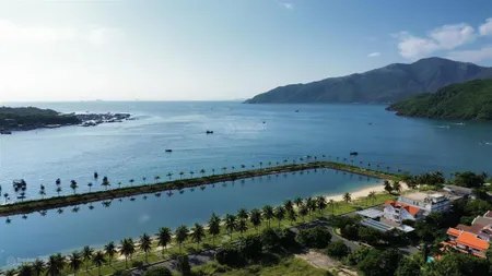 Duy nhất căn nhà hướng đông nam gần bãi tắm an viên cần bán, 285m2, 3 phòng ngủ, sổ đỏ lâu dài