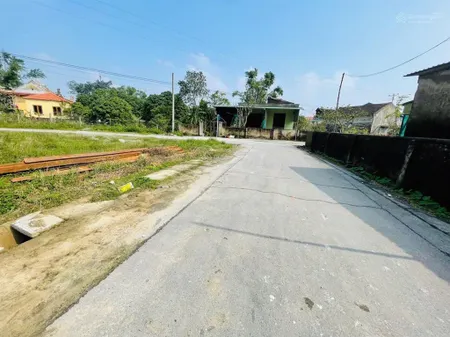338 m2. ngay trung tâm thị trấn thạch hà. hà tĩnh mặt tiền lên tới 15,5m
