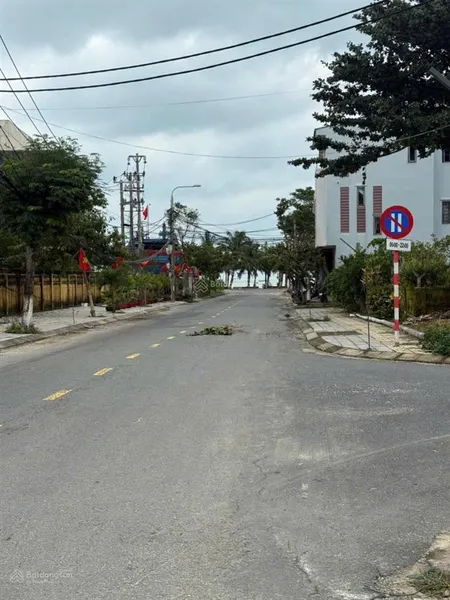 Bán lô đất mặt tiền đường 5m5 khu tái định cư phan bá phiến, vị trí đẹp sát biển sơn trà