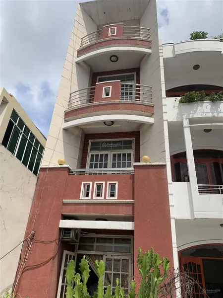 Bán nhà mặt tiền đường lý thường kiệt đối diện bệnh viện thống nhất