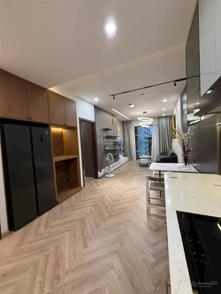 Cần tiền bán gấp căn hộ 105m2 tại brg the diamond residence, giá 135 triệu / m2, 3pn, 2wc, bao đẹp