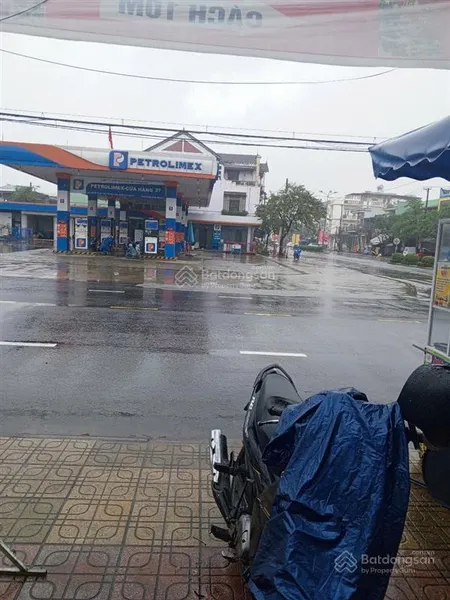 Cần bán nhanh mt kinh doanh đường phan châu trinh, an sơn, tam kỳ, đối điện cây xăng hòa hương
