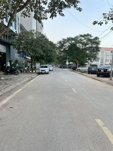 Bán đất view công viên còn sót lại khu đấu giá 3ha đức diễn. dt 144m2, mặt tiền 8m. giá 37 tỷ