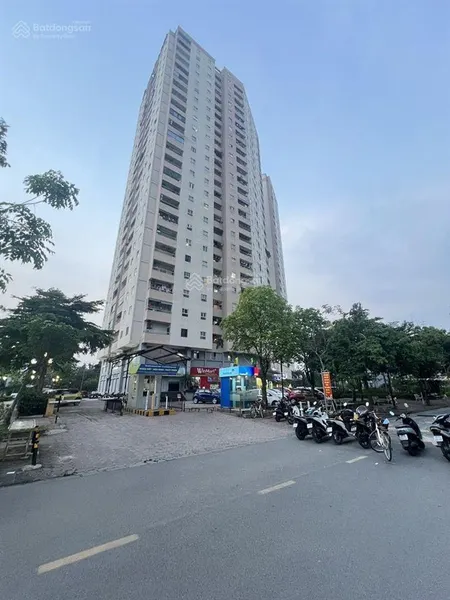 Bán căn hộ 43m2 tòa ct bộ quốc phòng thạch bàn 1 + 1 ngủ, sổ đỏ sẵn sàng giao dịch