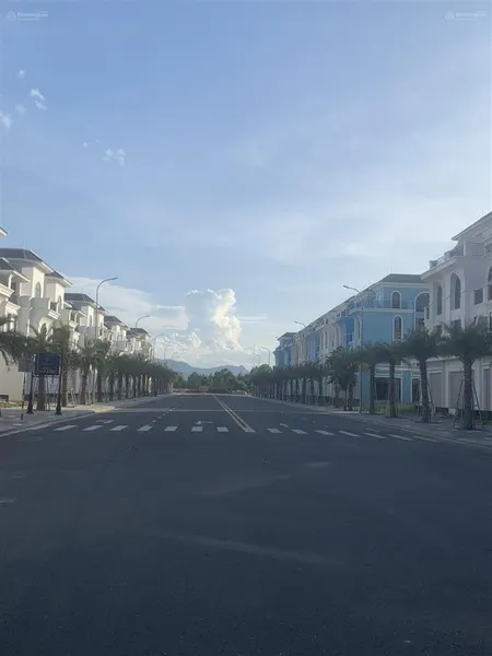 Bán biệt thự la celia city, 11,1 tỷ, 140m2, 4pn, 4wc, đông, bảo ninh, đồng hới, quảng bình