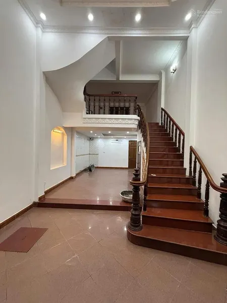 Chỉ hơn 9 tỷ có nhà đẹp gần phố, gần trường, gần chợ văn phúc, hà đông dt45m2 về ở ngay