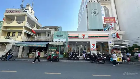 Mặt tiền đường lớn 40m! nhỉnh 300tr/m2 nhà 2 mt trước sau lê đại hành q.11 cn 90m2 vỉa hè rộng