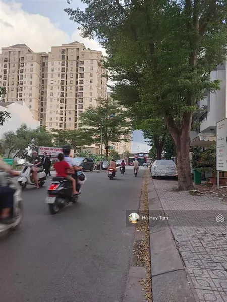 Bán biệt thự mặt tiền trục chính vào 1800 căn hộ dự án kdc gia hòa, quận 9 nhà 4 tầng 19,5 tỷ