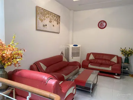 Nhà 4 tầng mặt tiền đường 3/2 kinh doanh sầm uất. 0905 712 *** đức sơn