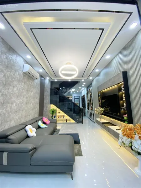 Nhà ở ngay đón tết, 4 tầng đẹp, 62m2 (4x15.5), cạnh phú mỹ hưng, sổ riêng, hoàn công. chỉ 7,4 tỷ