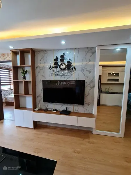 Em cần bán căn chung cư vcity 2 phòng ngủ, 70m2, tầng trung