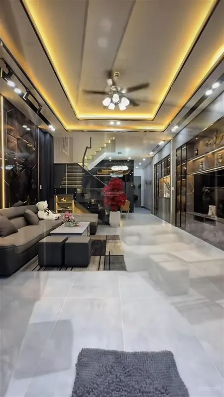 3 tầng lầu, 4 bánh vào nhà, phong cách hiện đại nhà mới xây bởi kiến trúc sư, đường 24, linh đông