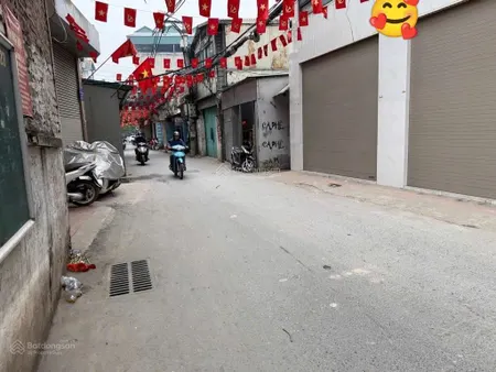 Chính chủ nhờ bán mảnh đất hoàng mai sát hồ đền lừ ngõ sh quay ô cách nhà 10m 46m2 9,x tỷ