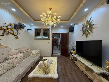 Bán nhà tứ liên tây hồ dt 52/56m x 6t x mt 4m giá 28,6 tỷ có thương lượng