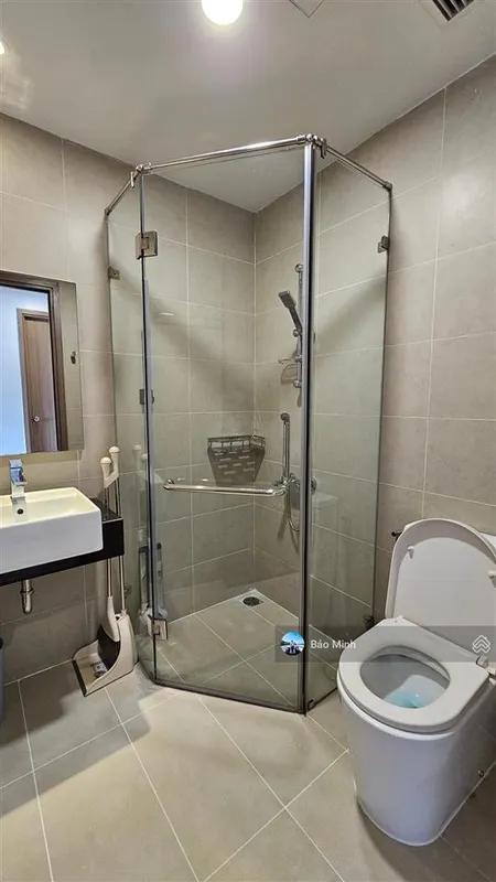 Chính chủ cần bán gấp căn hộ galaxy 9 quận 4 dt 70m2 2pn2wc giá 2tỷ360 nội thất đầy đủ view cực đẹp
