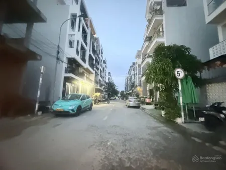 Bán nhà xưởng đường lê thị riêng phường thới an q12, dt 3034m (34*70)giá 91,5tỷ