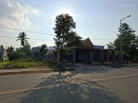 Sang nhượng gấp đất mặt tiền đường đt 720 (hoặc quốc lộ 55),gia huynh,tánh linh,bình thuận
