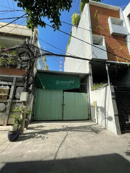 Bán nhà (5,5x25m) hxh cao thắng, quận 10 (ngay hà đô)