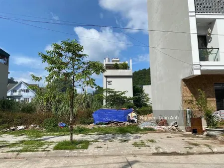 Đất thổ cư ngay bv xuyên á sát bên vinhome hóc môn. diện tích 135m2 giá 1 tỷ 650tr xây dựng ngay