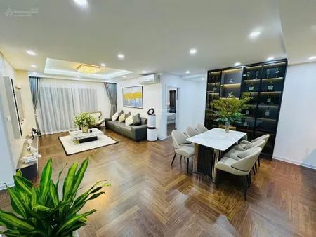 Bán quỹ căn hoàng thành pearl 3pn dt 114m2 giá rẻ nhất thị trường 0906 241 ***