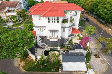 Bán biệt thự hiếm 2 mặt tiền pasteur, p6, quận 3. dt 395m2(15x27m), hầm 4 tầng, ở ngay. giá 105 tỷ