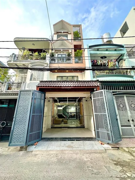 Nhà phố siêu đẹp, đường lê đại hành/ q11. dt 82m2(4,5m x 18m) giá 3.9 tỷ. gần scđ phú thọ