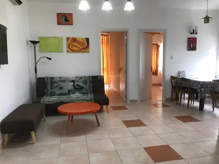 Bán cc hưng vượng 2, 4,5 tỷ, 65m2, 2pn, 1wc, tân phong, q7, hcm