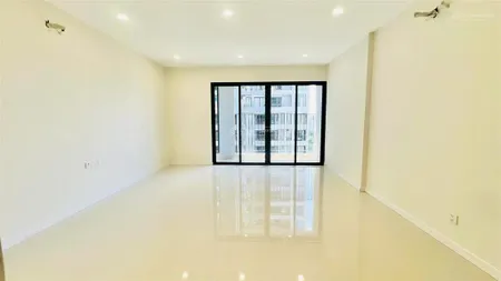 Bán căn officetel lavida plus 38m2, giá 2tỷ550, nt rèm, máy lạnh, nhận nhà ở ngay, xem