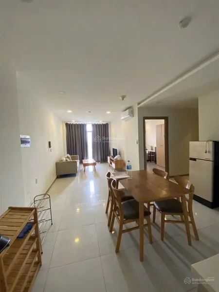 Bán gấp chung cư h2 hoàng diệu quận 4 2pn 2wc giá 5ty5 82m2. shr đầy đủ. tặng kèm nội thất