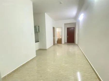 Bán căn hộ hoàng quân giá 1,980 tỷ. 0905 976 *** linh