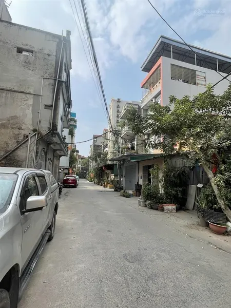 Hiếm 12.6tỷ có ngay đất 70m2 kinh doanh, đường ô tô 8m, 2 mặt tiền cạnh trường marie curie, hà đông