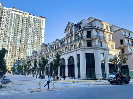Bán căn shop tmdv tại vinhomes ocean park 1 khai được ngay dòng tiền lên tới 80 triệu tháng