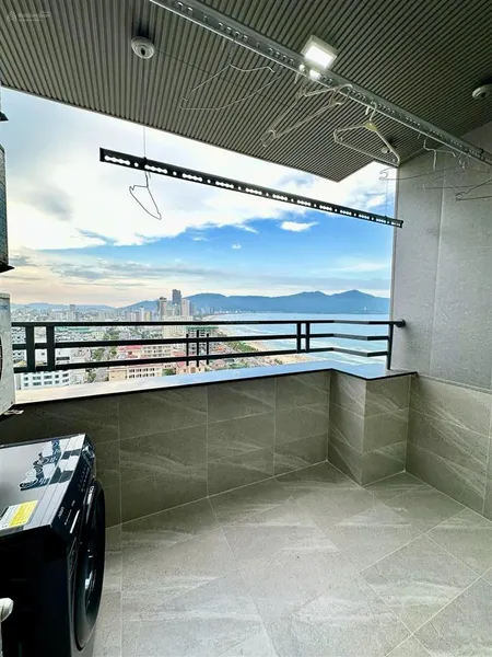 Bán căn hộ góc mường thanh view biển sơn trà, 66m2, 2 phòng ngủ, ban công rộng, ngũ hành sơn
