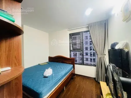 Bán căn hộ chung cư 2 ngủ kdt việt hưng, 75m2. 0949 849 ***