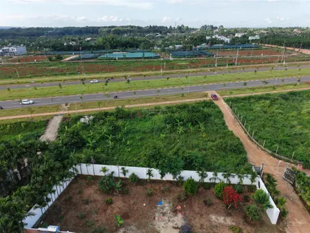 Mặt tiền đại lộ đông tây võ nguyên giáp đối diện khu tái định cư hoà thắng buôn ma thuột daklak