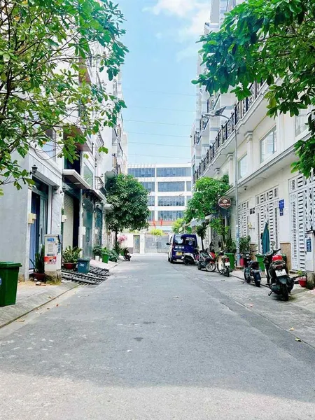 Bán đất khu đồng bộ hẻm số 8 đường sinco 4x14m giá 5.9 tỷ ngay eaon mall 0909 273 ***