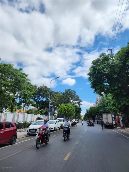Bán nhà 3.5 tầng mặt lý cao tông ninh xá dt 47m2 mt 3.6m hướng tn giá 11.8 tỷ