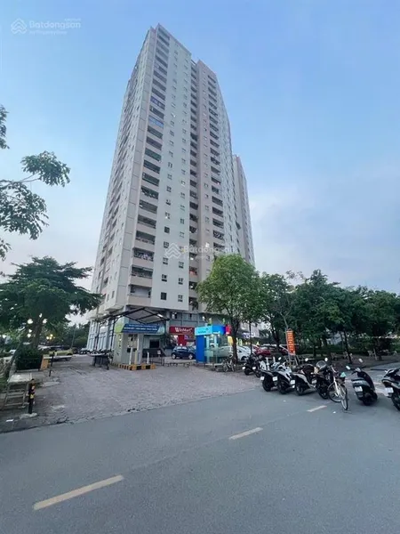 Bán căn hộ ct1 thạch bàn giá 2.8 tỷ chính chủ