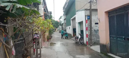 Đất 60m2 mt 3.9m lô góc ô tô tránh sổ đỏ vuông